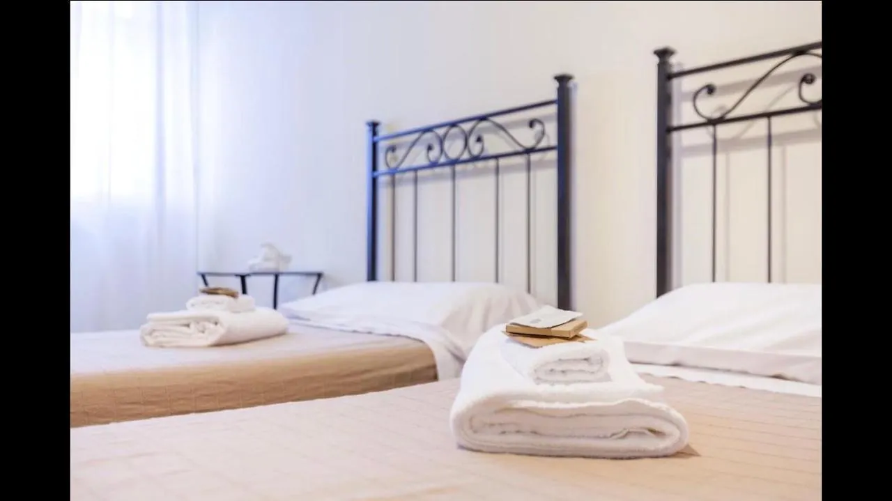 B&B Happiness - City Center Verona 0*,  Italy