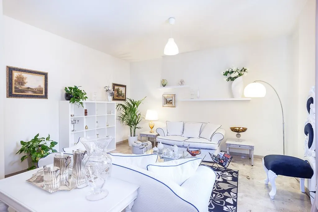 Bed & Breakfast B&B Happiness - City Center Verona Italy