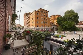 Bed & Breakfast B&B Happiness - City Center Verona